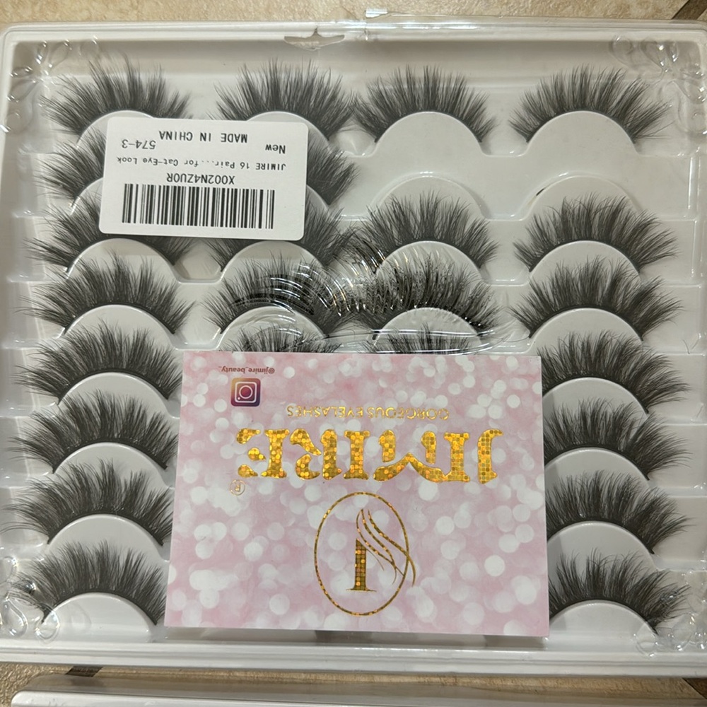 Amazon lashes bundle - Picture 2 of 3